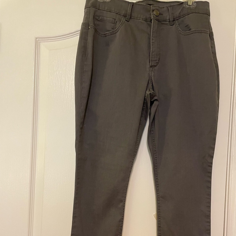 Lee Jeans